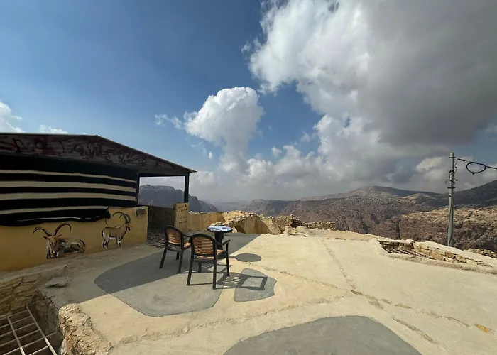 Dana Tower Hotel